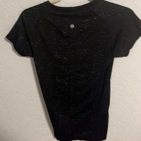 Lululemon Like new black swiftly!! - Picture 2 of 4